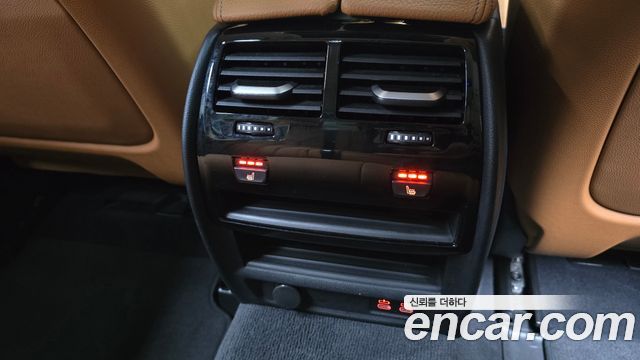 BMW 5-Series 520i Luxury
