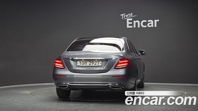 Mercedes-Benz E-Class E300 Avantgarde