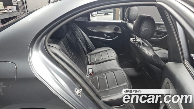 Mercedes-Benz E-Class E300 Avantgarde