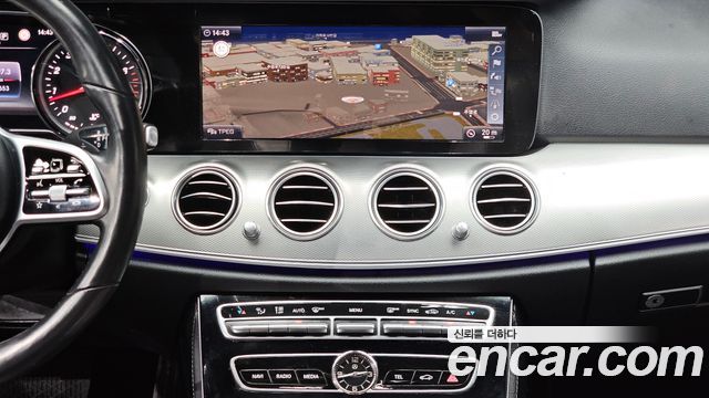 Mercedes-Benz E-Class E300 Avantgarde