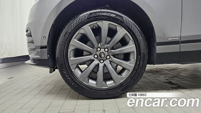 Land Rover Range Rover Velar 2.0 D240 R-Dynamic SE