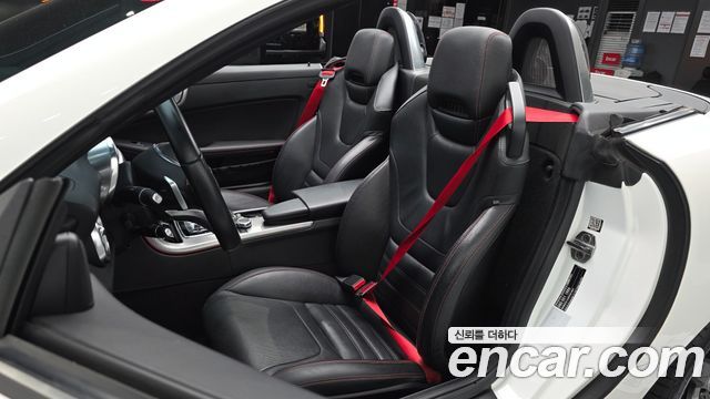 Mercedes-Benz SLC-Class SLC200