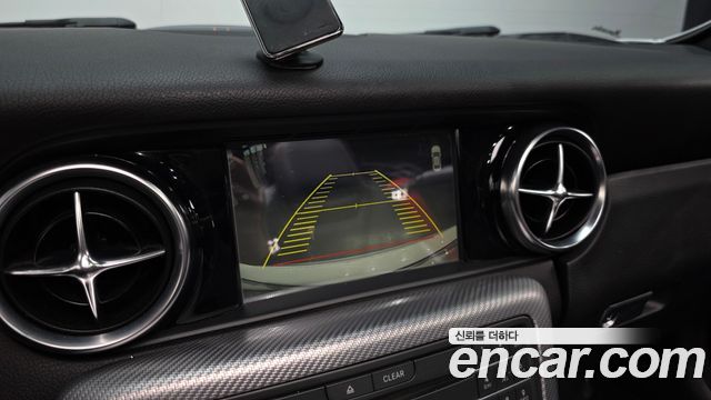 Mercedes-Benz SLC-Class SLC200
