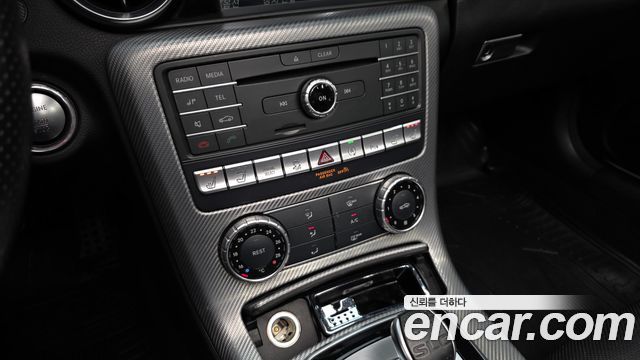 Mercedes-Benz SLC-Class SLC200