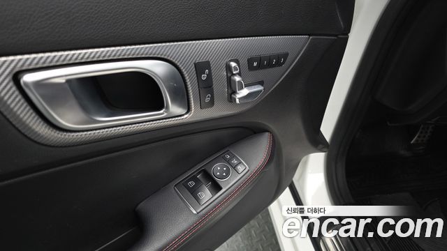 Mercedes-Benz SLC-Class SLC200