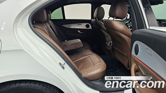 Mercedes-Benz E-Class E250 Avantgarde