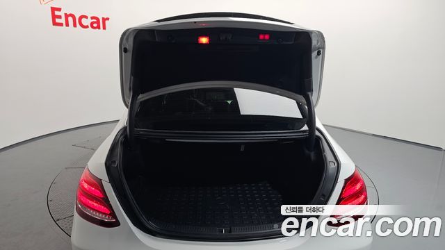 Mercedes-Benz E-Class E250 Avantgarde