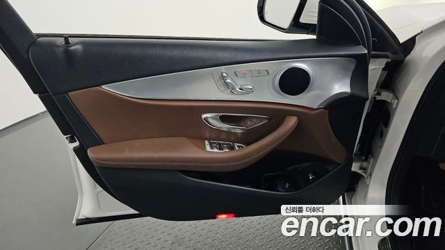 Mercedes-Benz E-Class E250 Avantgarde