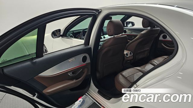 Mercedes-Benz E-Class E250 Avantgarde