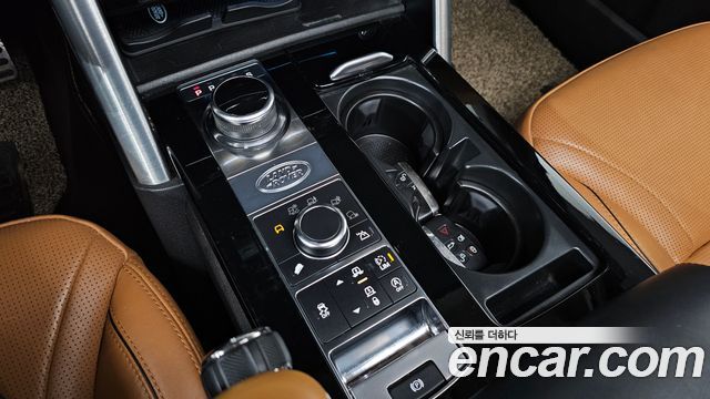 Land Rover Discovery 3.0 TD6 HSE Luxury