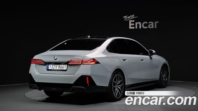 BMW 5-Series 520i M Sport