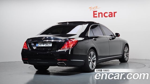 Mercedes-Benz S-Class S500L