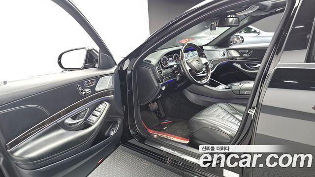 Mercedes-Benz S-Class S500L