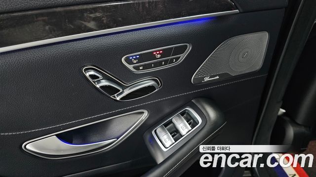 Mercedes-Benz S-Class S500L
