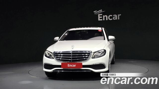 Mercedes-Benz E-Class E220d Exclusive