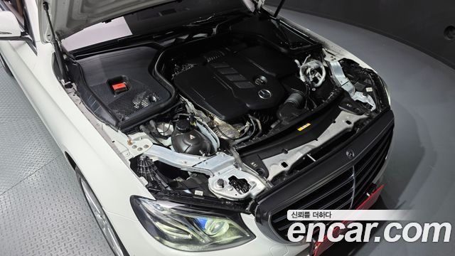 Mercedes-Benz E-Class E220d Exclusive