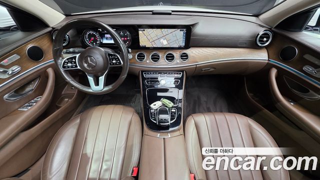 Mercedes-Benz E-Class E220d Exclusive