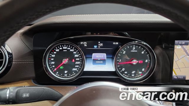 Mercedes-Benz E-Class E220d Exclusive