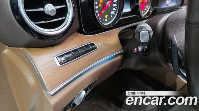 Mercedes-Benz E-Class E220d Exclusive