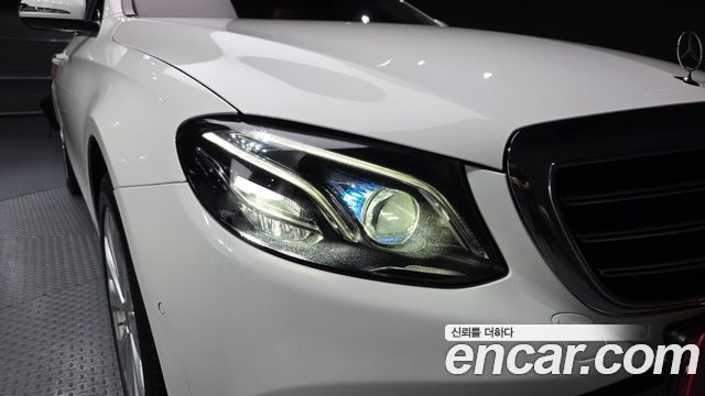 Mercedes-Benz E-Class E220d Exclusive