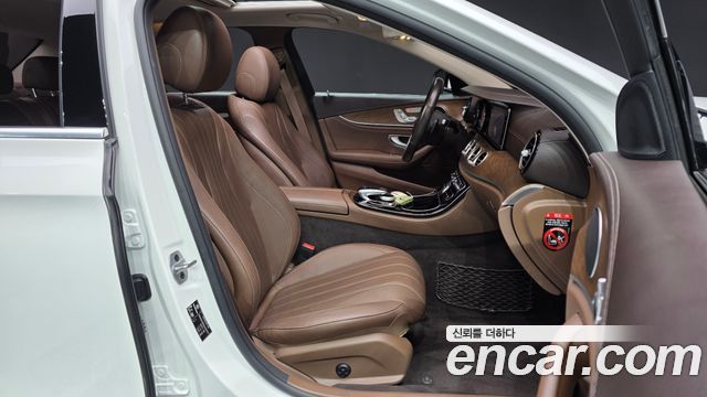 Mercedes-Benz E-Class E220d Exclusive