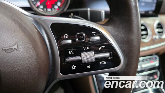 Mercedes-Benz E-Class E220d Exclusive