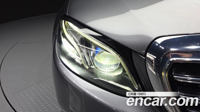 Mercedes-Benz E-Class E450 4MATIC Exclusive
