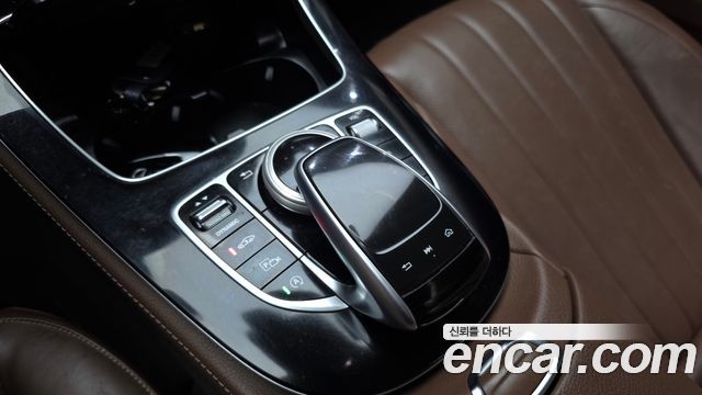 Mercedes-Benz E-Class E450 4MATIC Exclusive