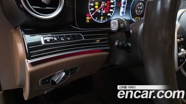 Mercedes-Benz E-Class E450 4MATIC Exclusive