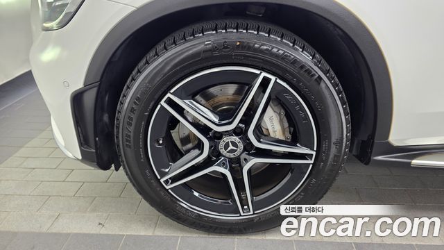 Mercedes-Benz GLC-Class GCL300 4MATIC Coupe