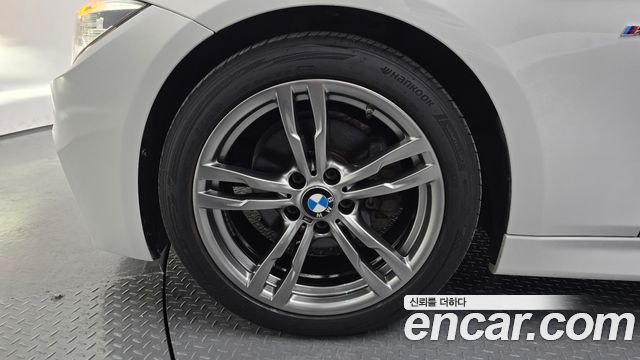 BMW 3-Series 320i M Sport