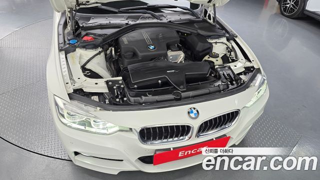 BMW 3-Series 320i M Sport