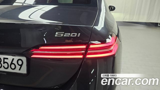 BMW 5-Series 520i M Sport