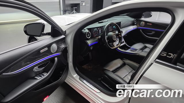 Mercedes-Benz E-Class E350 4MATIC AMG Line Edition