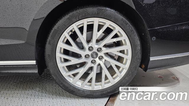 Audi A8 55 TFSI Quattro LWB