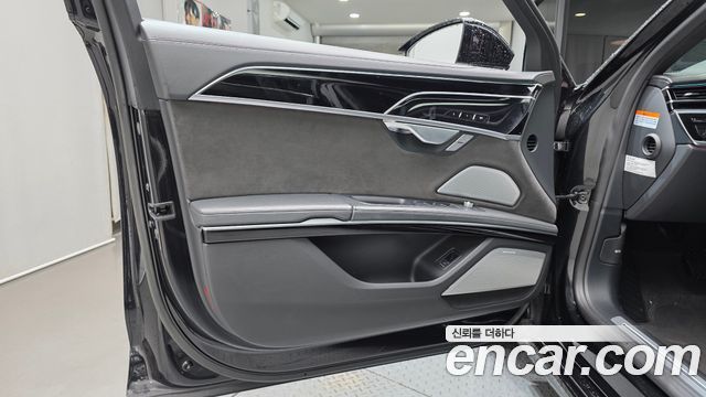 Audi A8 55 TFSI Quattro LWB