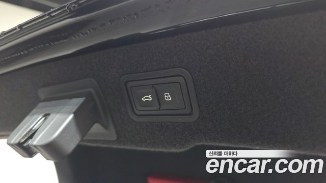 Audi A8 55 TFSI Quattro LWB