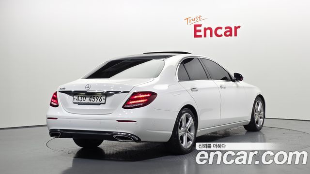 Mercedes-Benz E-Class E200 Avantgarde