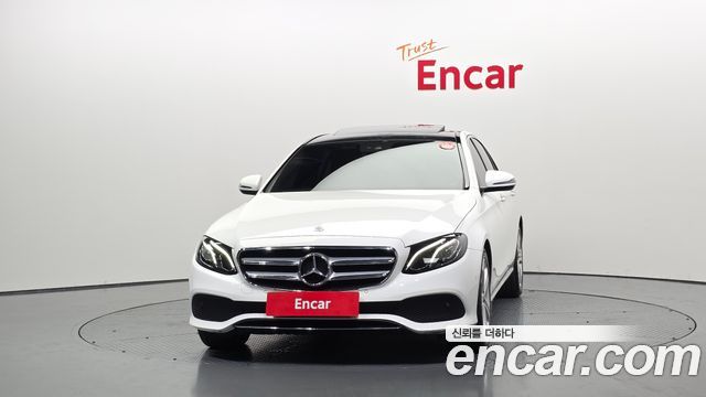 Mercedes-Benz E-Class E200 Avantgarde
