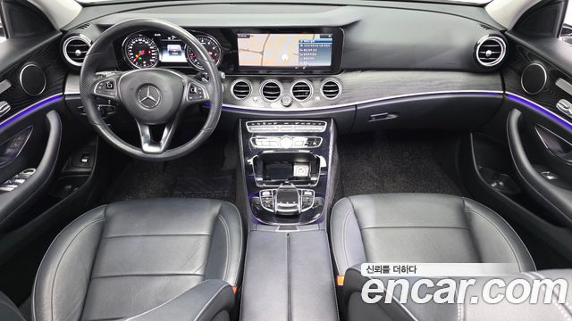 Mercedes-Benz E-Class E200 Avantgarde
