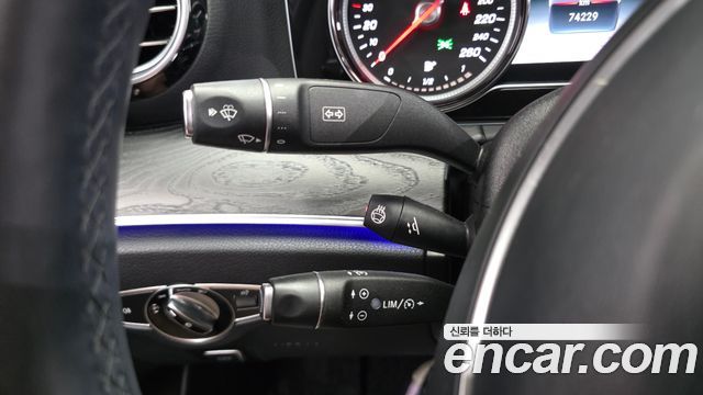 Mercedes-Benz E-Class E200 Avantgarde