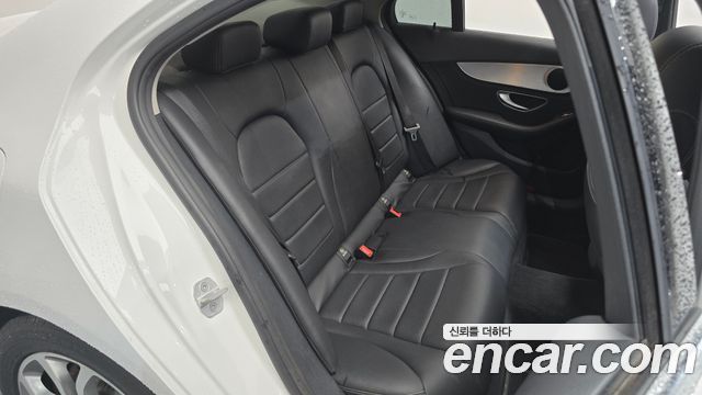Mercedes-Benz C-Class C200 Avantgarde