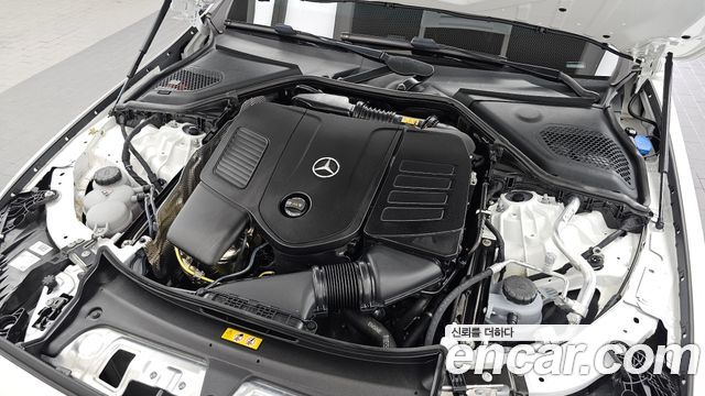 Mercedes-Benz E-Class E200 Avantgarde