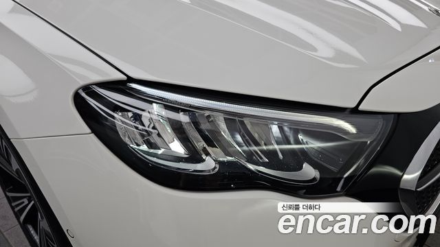 Mercedes-Benz E-Class E200 Avantgarde