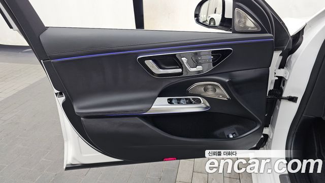 Mercedes-Benz E-Class E200 Avantgarde