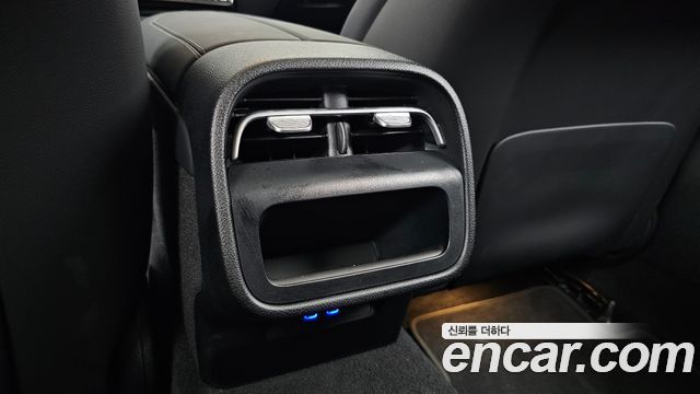 Mercedes-Benz E-Class E200 Avantgarde