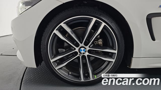 BMW 4-Series 420i M Sport Coupe