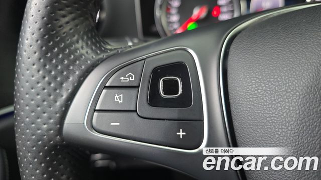 Mercedes-Benz E-Class E200 Avantgarde