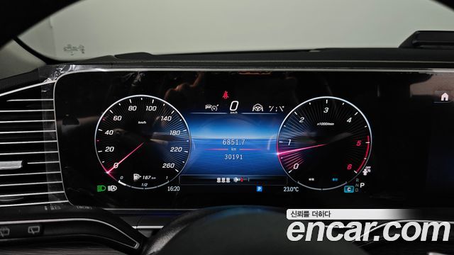 Mercedes-Benz GLE-Class GLE300d 4MATIC