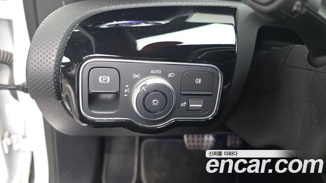 Mercedes-Benz A-Class AMG A35 4MATIC Sedan